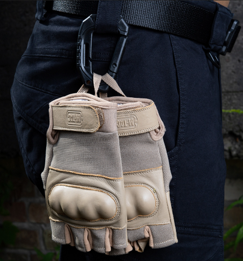 Carabiner Tactical Black Plastic Moschettone by M-TAC