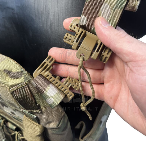 Defcon 5 Storm Plate Carrier Multi Camo 3 Mags Pouch Tasche Porta Caricatori by Defcon 5