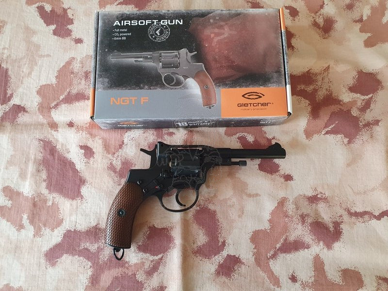 Gletcher Nagant M1895 NGT-F Co2 Full Metal Revolver by Gletcher