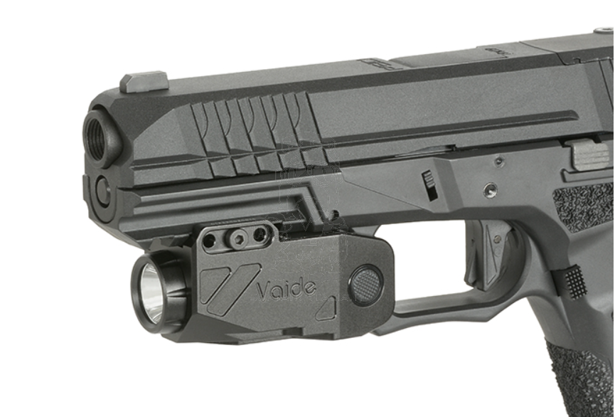 Vaide Scrapper Pistol Flash Light 500L - 200L - 40L & Strobe SOS Light by VectorOptics