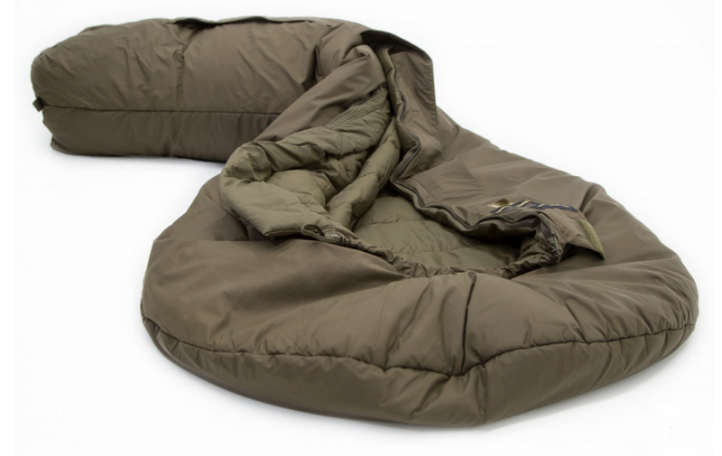 Defence 4 3-Seasons Sleeping Bag Sacco a Pelo by Carinthia
