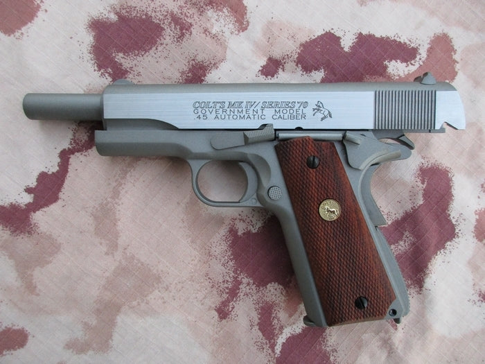 Colt 1911 Colt's MK IV Series' 70 Government .45 Silver Full Metal Co2 Blowback by Kwc per Cybergun