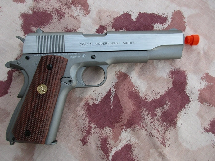Colt 1911 Colt's MK IV Series' 70 Government .45 Silver Full Metal Co2 Blowback by Kwc per Cybergun