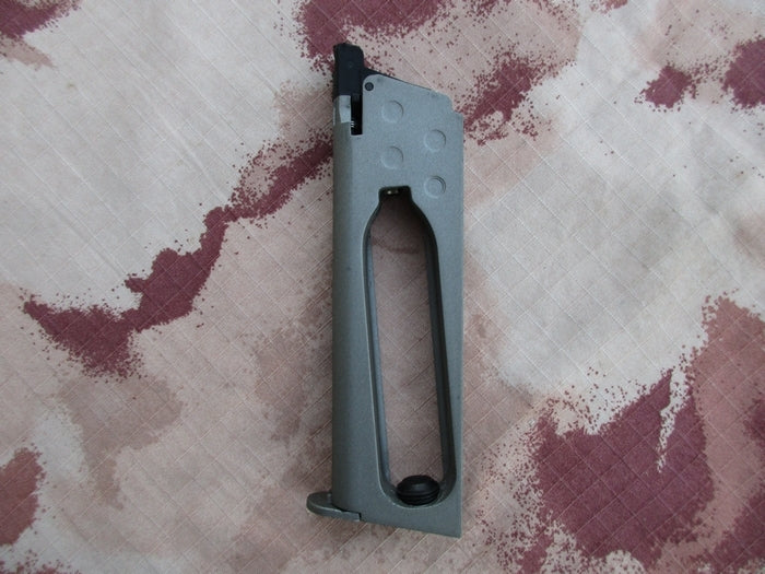 Colt 1911 Colt's MK IV Series' 70 Government .45 Silver Full Metal Co2 Blowback by Kwc per Cybergun