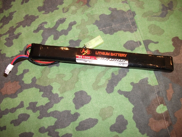 Li-Po Batteria A-B 7.4 1300mAh 12C+