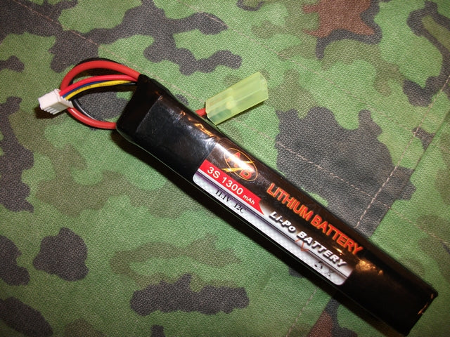 Li-Po Batteria A-B 11.1v. 1300mAh 12C+ (Tubo M4 e non)