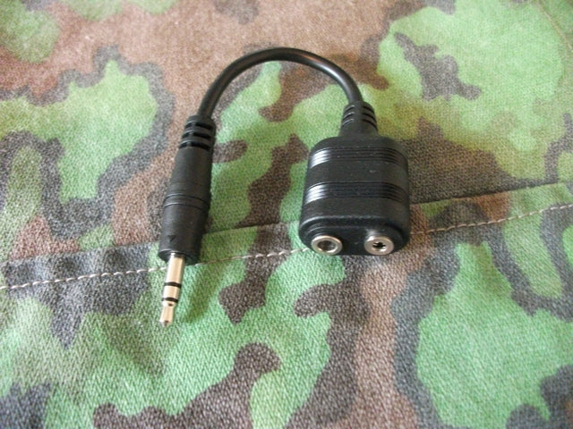 Adattatore Midland da Due a Un Pin 3,5mm.