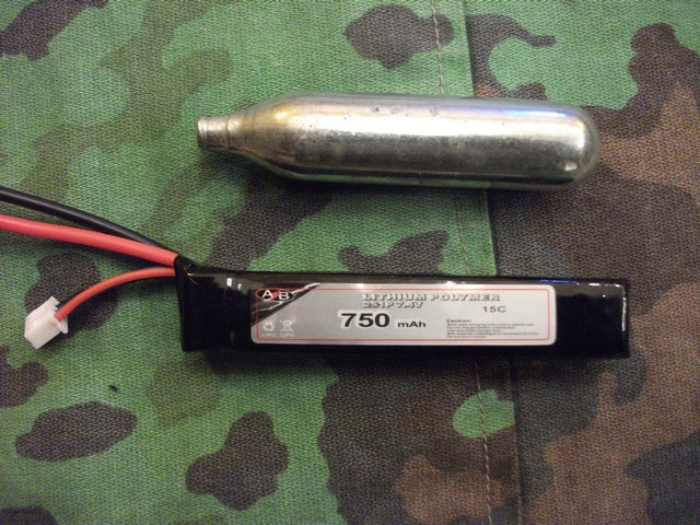 Li-Po Batteria A-B 750mAh 7,4v.