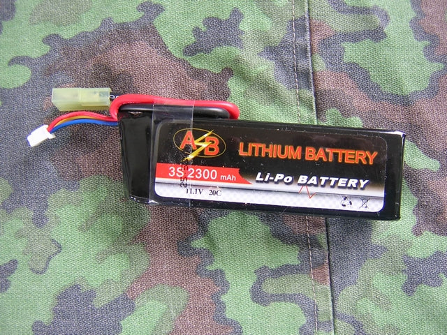 Li-Po Batteria AB 2300mAh 11.1v. 20C+