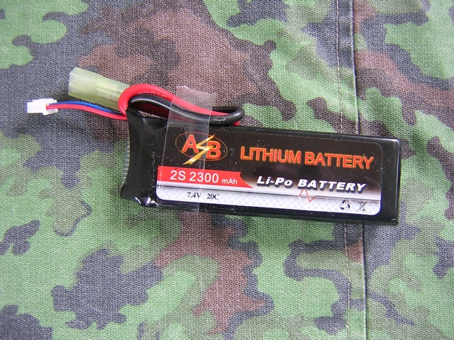 Li-Po Batteria AB 2300mAh 7.4v. 20C+