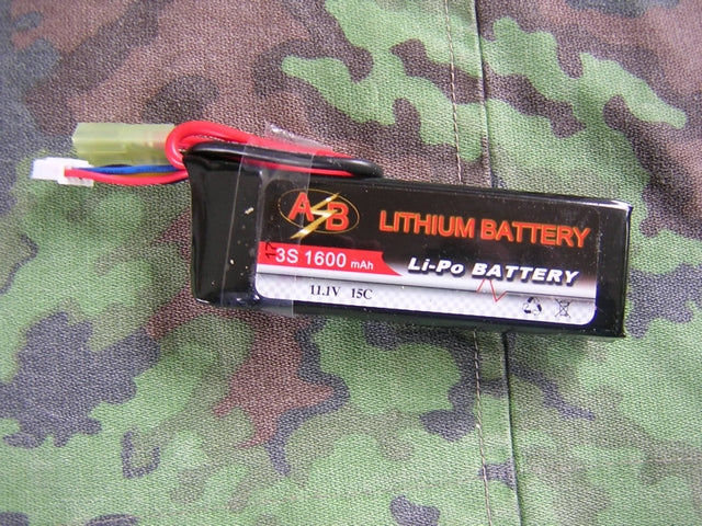 Li-Po Batteria AB 1600mAh 11.1v. 15C+