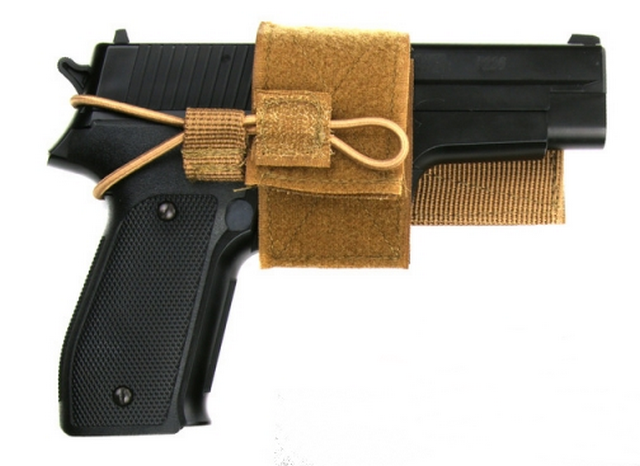 Fondina a Velcro by 101 Inc.