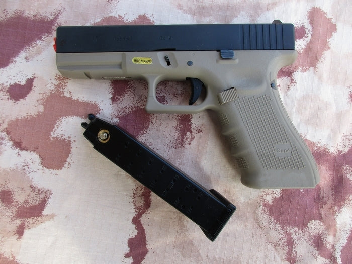 WE G17 Tan 3° Gen. GBB Scarrellante a Gas by WE