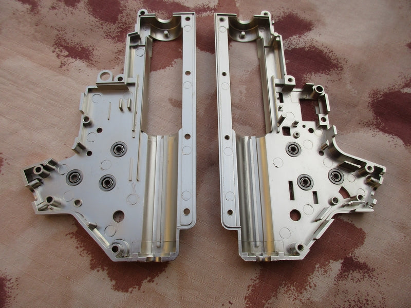 Gear Box Case 8mm. V2 Zinc Alloy Reinforced CNC by Castellan Airsoft