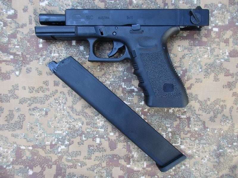 Glock 18c Gen3 Full Auto GBB Gas Blow Back 50bb. Magazine Scritte e Loghi Originali by Vfc x Umarex
