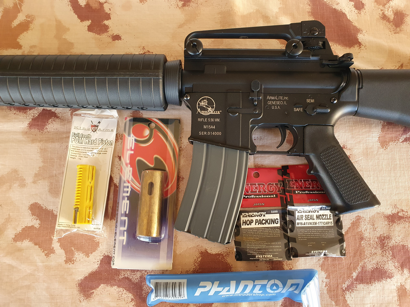 OFFERTE SPECIALI - SPECIAL OFFERS: ArmaLite M15A4 AEG Custom Rifle by Classic Army