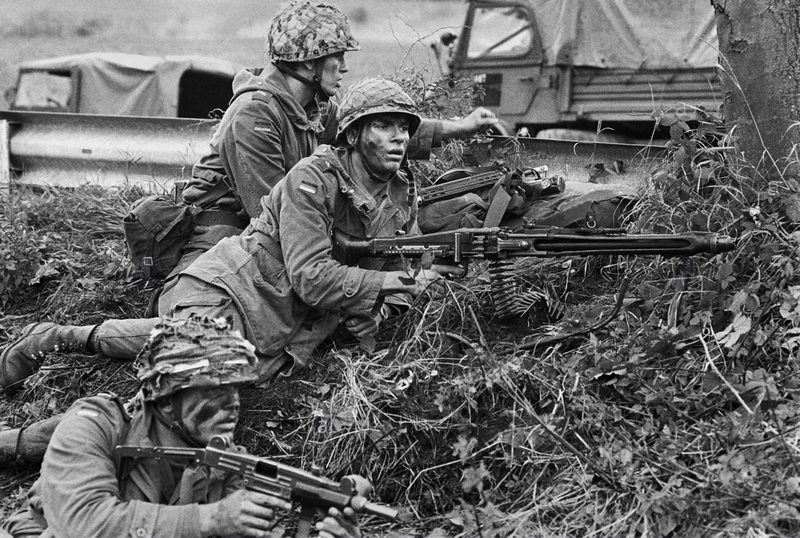 NorthEast MP2A1 German UZI Version Maschinenpistole Full Metal GBB Gas Blow Back by NorthEast