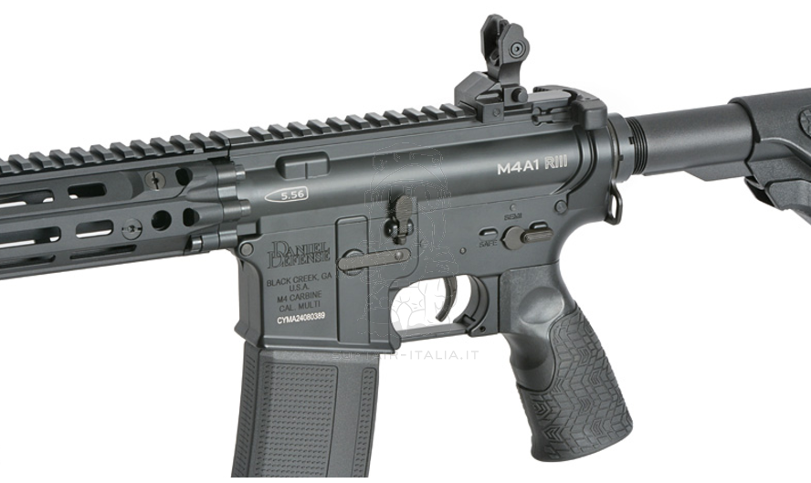 Daniel Defense 14,5inch RIII M-LOK Fully Licensed ETU - Mosfet AEG by EMG >  Cyma Platinum