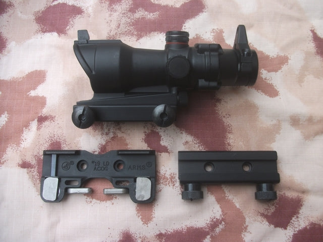 Acog Type Dot 1x30 Tre Sistemi di Aggancio by Dragon Fly