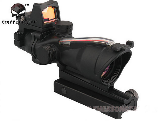 Acog 4x32 + Light Sensitive C Dot by Big Dragon