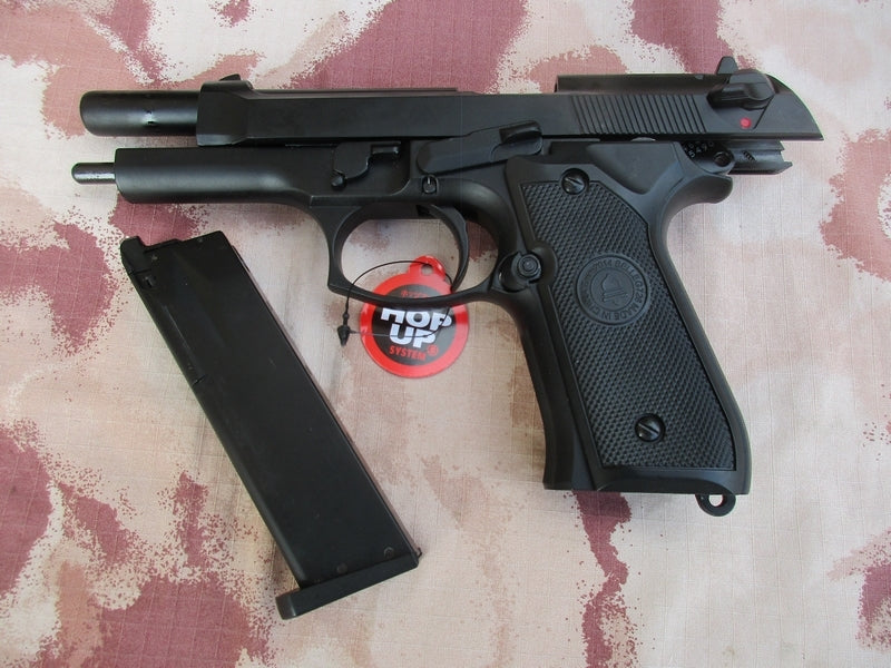 Double Bell M92 GBB Gas Blow Back Full Metal con Valigetta by Double Bell