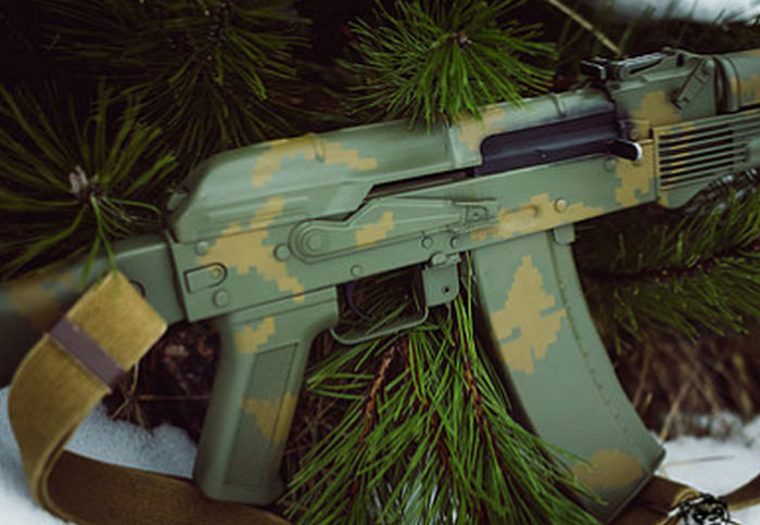 Berezka Russian Camo Stencil Paint Kit by Landscape