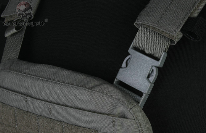 CP Style Lightweight MOLLE AVS Foliage Green Tactical Vest by Emerson