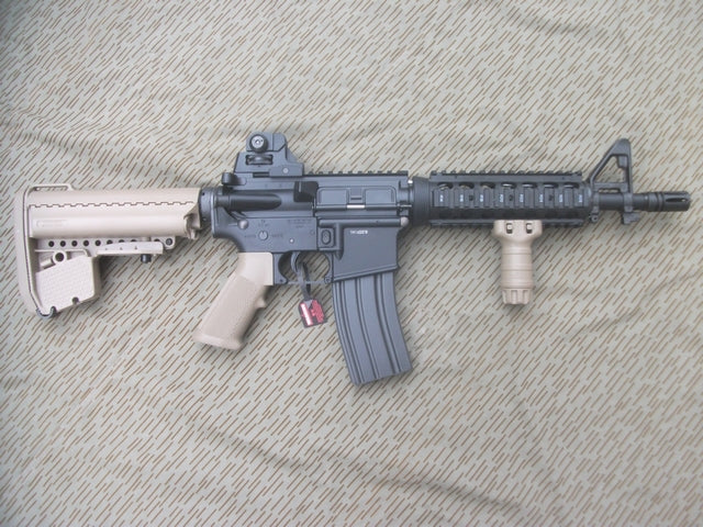 Tokyo Marui M4 CQB-R Full Metal Blow Back Recoil Blow Back FDE (TAN) by Tokyo Marui