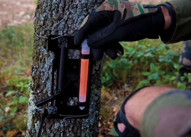 Cyalume - ChemLight Surface Trip Flare LightStick Trappola a Filo by Cyalume Tech.