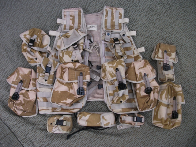 Tactical Vest Load Carrying DPM Desert Completo