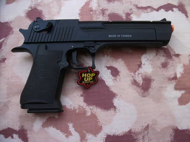 KWC DE .50 Co2 GBB Gas Blow Back by KWC