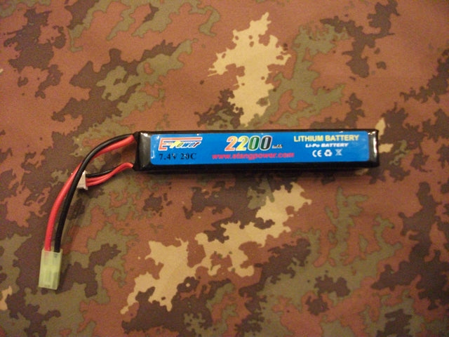 Li-Po Batteria 2200mAh 7,4v. 20c