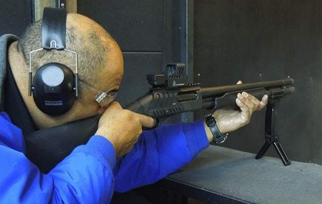 Heavy Duty Full Metal Foregrip with Deployable Bipod