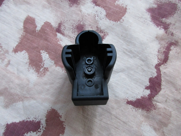 MP5 "Tappo" Posteriore con Anello Per Cinghia