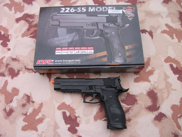 P226 S5 Type Full Metal Scarrellante Co2 by Kwc