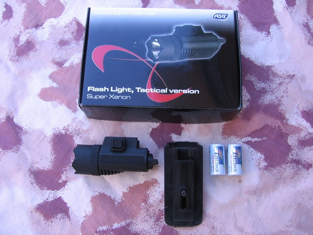 Super Xenon 100 Lumen Tactical Flash light by Asg
